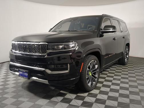 Diamond Black 2022 Jeep Grand Wagoneer Series III