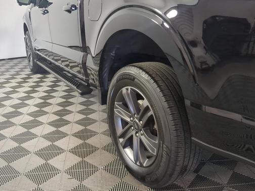 Agate Black Metallic 2023 Ford F-150 XLT