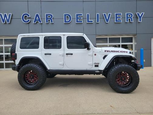 Bright White Clearcoat 2024 Jeep Wrangler Rubicon 392