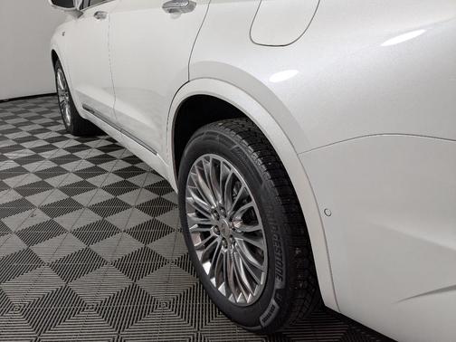 2020 Cadillac XT6 Premium Luxury AWD