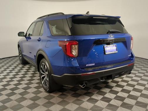 2022 Ford Explorer ST-Line