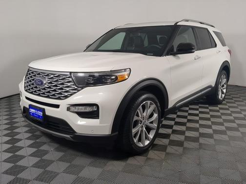 2023 Ford Explorer Platinum