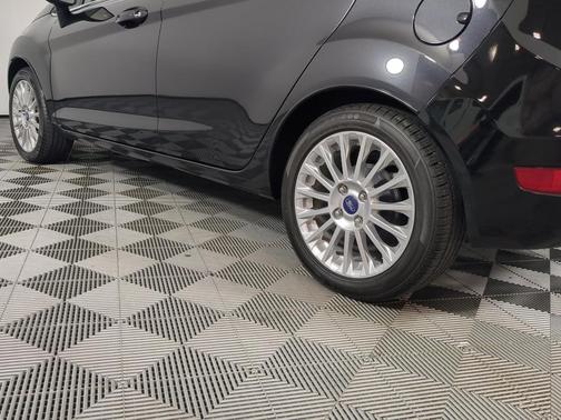 2014 Ford Fiesta Titanium