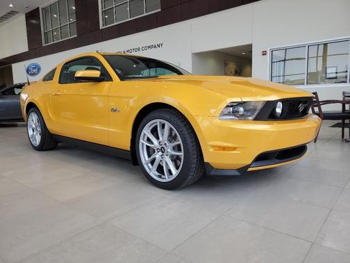 2011 Ford Mustang GT Premium