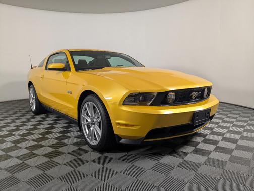 2011 Ford Mustang GT Premium