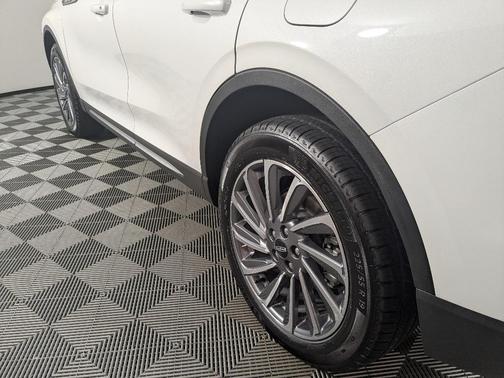 2025 Lincoln Corsair Reserve