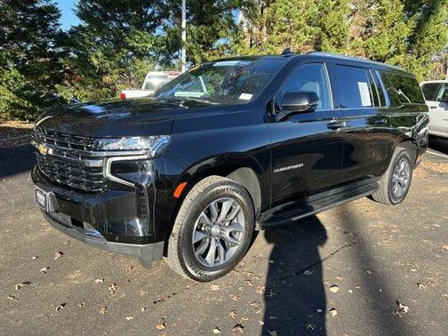 2022 Chevrolet Suburban LT
