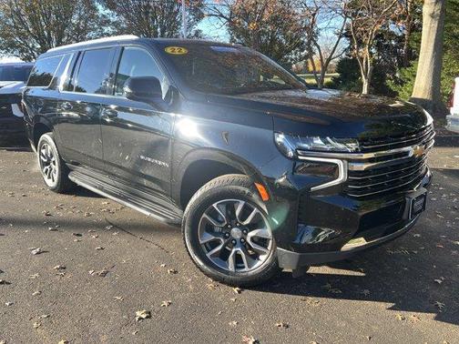2022 Chevrolet Suburban LT