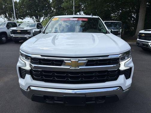 Summit White 2023 Chevrolet Silverado 1500 LT