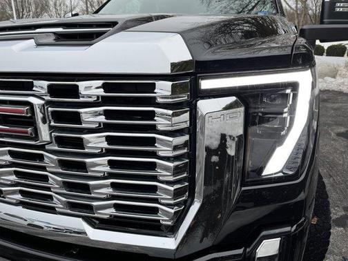 2024 GMC Sierra 2500 Denali