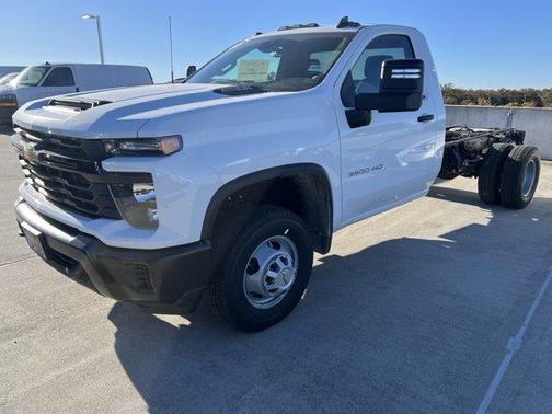 2026 Chevrolet Silverado 3500 WT