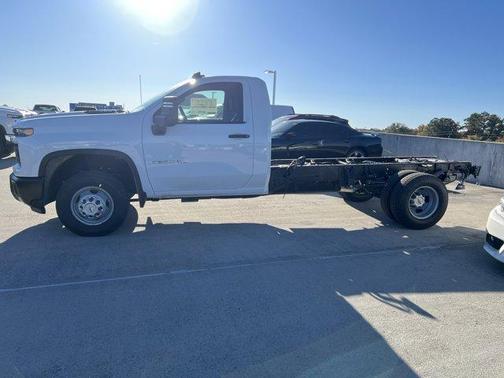 2026 Chevrolet Silverado 3500 WT