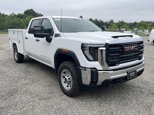 2025 GMC Sierra 3500 Pro