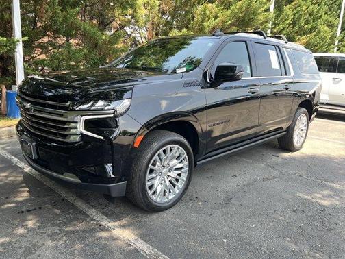 2023 Chevrolet Suburban High Country