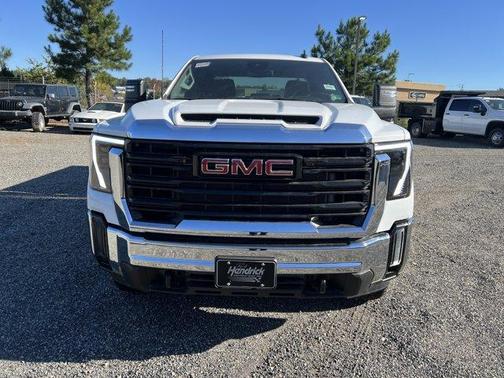 2025 GMC Sierra 3500 Pro