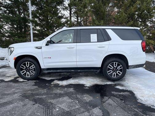 2024 GMC Yukon AT4