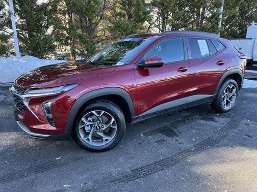 2025 Chevrolet Trax LT