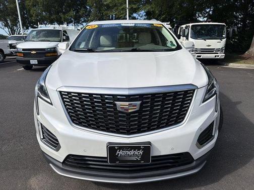 Crystal White Tri-Coat 2020 Cadillac XT5 Premium Luxury