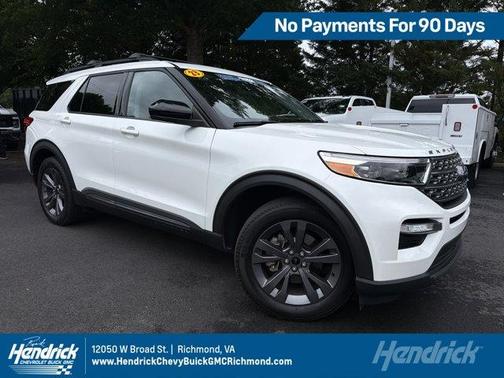 Star White 2023 Ford Explorer XLT
