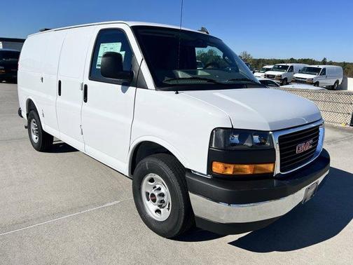 2025 GMC Savana 2500 Work Van