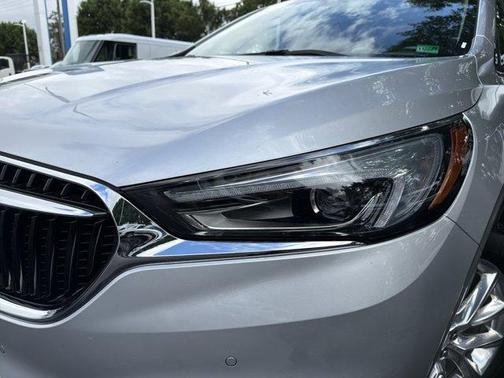 Quicksilver Metallic 2018 Buick Enclave Premium
