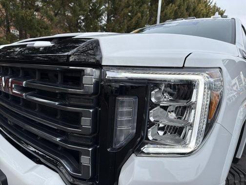 2023 GMC Sierra 2500 AT4