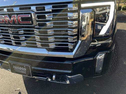 2024 GMC Sierra 2500 Denali