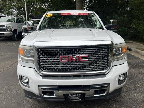 2016 GMC Sierra 2500 Denali