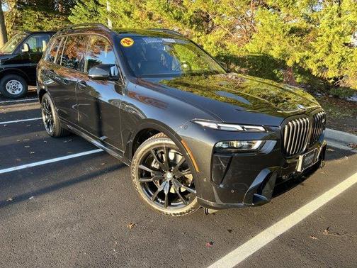 2024 BMW X7 M60i