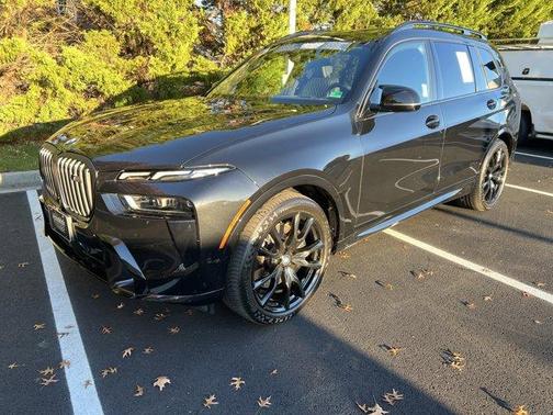 2024 BMW X7 M60i