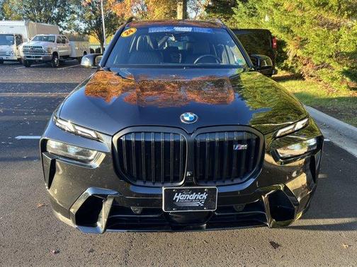 2024 BMW X7 M60i