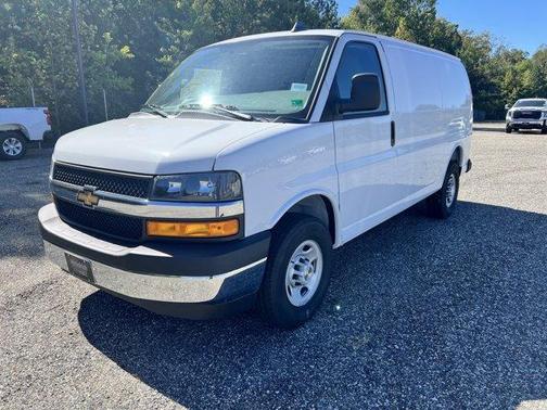 2025 Chevrolet Express 2500 Work Van