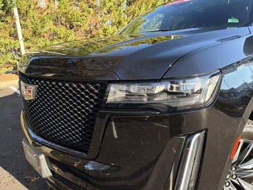 2023 Cadillac Escalade ESV Sport