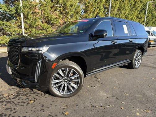 2023 Cadillac Escalade ESV Sport