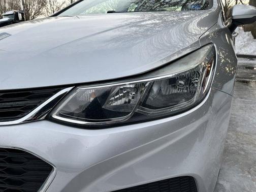 2018 Chevrolet Cruze LS