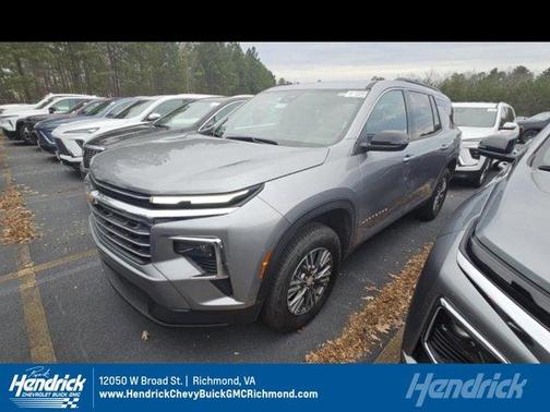 2025 Chevrolet Traverse LT