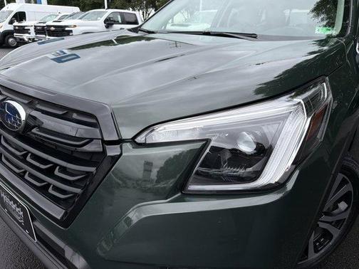 Cascade Green Silica 2024 Subaru Forester Limited