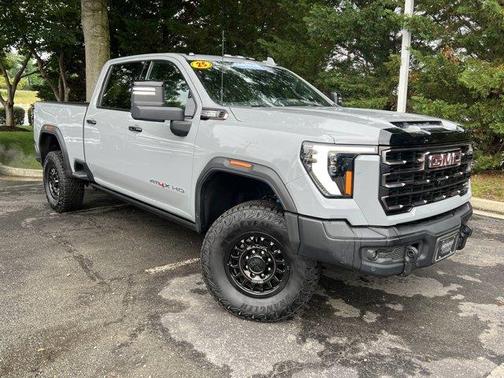 2025 GMC Sierra 2500 AT4X