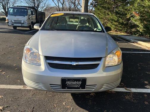 2005 Chevrolet Cobalt Base