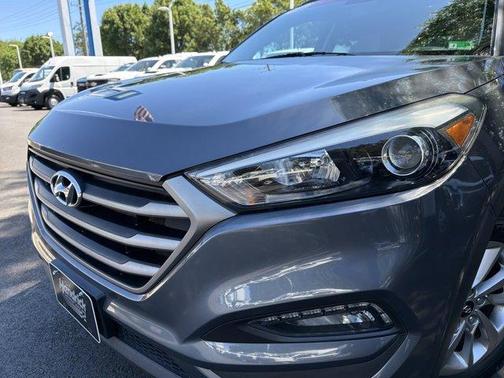 Coliseum Grey 2016 Hyundai TUCSON SE