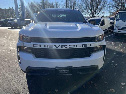 2020 Chevrolet Silverado 1500 Custom