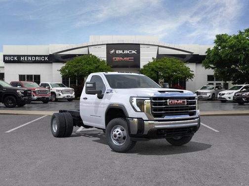 2025 GMC Sierra 3500 Pro