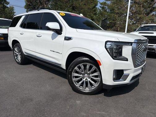 White Frost Tri-Coat 2021 GMC Yukon Denali