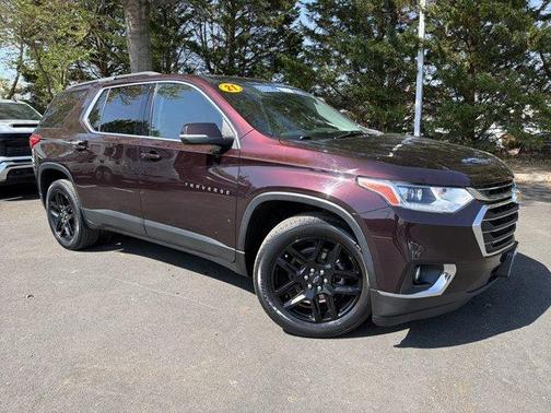 Black Cherry Metallic 2021 Chevrolet Traverse LT Leather