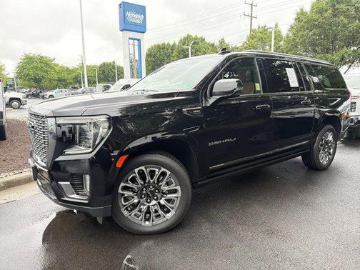 Onyx Black 2024 GMC Yukon XL Denali Ultimate