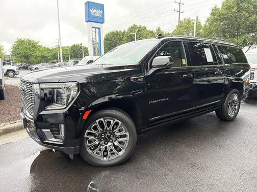 Onyx Black 2024 GMC Yukon XL Denali Ultimate