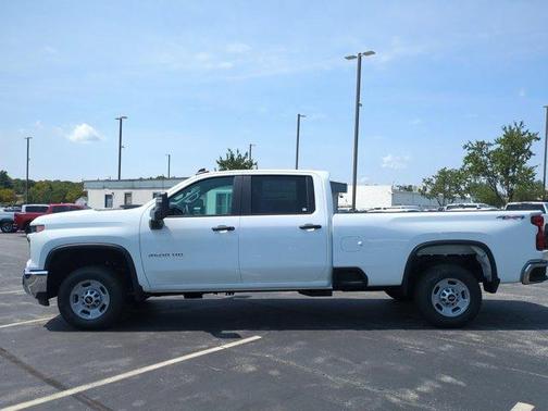 Summit White 2026 Chevrolet Silverado 2500 WT
