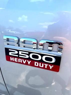 2012 RAM 2500 SLT Crew Cab SWB 4WD