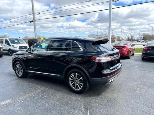 2019 Lincoln Nautilus Reserve