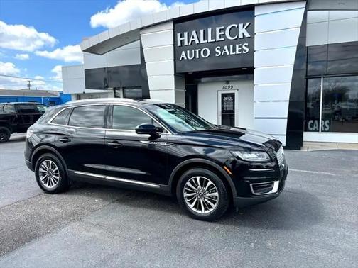 2019 Lincoln Nautilus Reserve